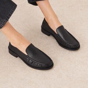 ASOS DESIGN BLACK LEATHER SLIP ON SLIM STYLE LOAFERS SIZE 6